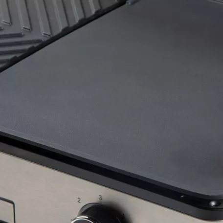 Barbecue Chef Grill / DOMO BBQ DO9252G Genius 2 zónás 2400W asztali elektromos grill, 56 x 50 cm inox grillsütő dupla sütőlappal, szélfogóval