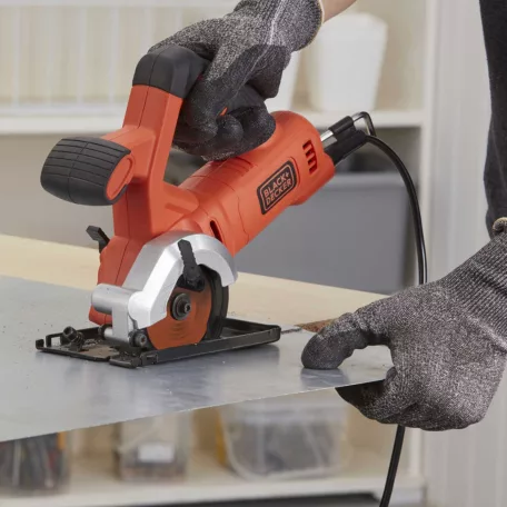 Black&Decker BES 510 / Black+Decker BES510-QS 400W elektromos vezetékes kézi mini körfűrész 2 db 85 mm fűrészlappal