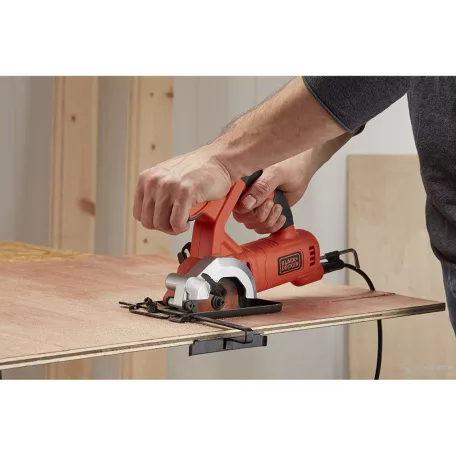Black&Decker BES 510 / Black+Decker BES510-QS 400W elektromos vezetékes kézi mini körfűrész 2 db 85 mm fűrészlappal