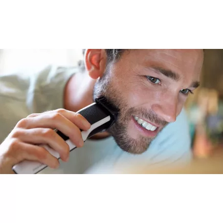Philips BT3206/14 Fast and Precise trimmer - akkus szakállvágó önélező pengékkel 0.5 mm - 10 mm vágáshosszal, 45 perc akkuidővel