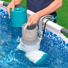 Bestway 58462 Skimatic COMBO FlowClear Skimmer, papírszűrős vízforgató és szkimmer (elektromos levélcsapda) 2.5 m3/h 48W (VPA 026)