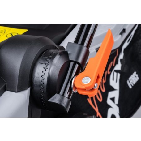 BONTOTT Daewoo DALLM18-320 SOLO vezeték nélküli 18V akkus, akkumulátoros fűnyíró 32 cm, 35L gyűjtőzsákkal, akku és töltő nélkül