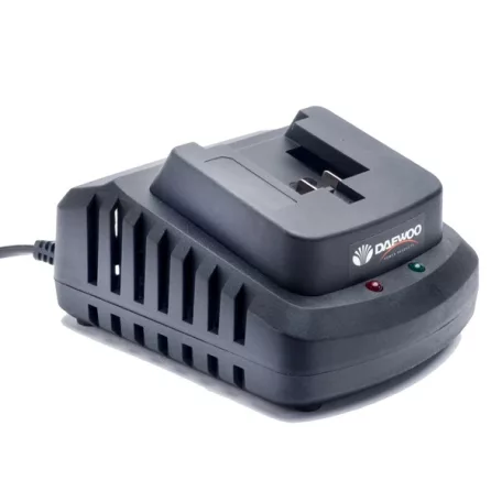 Daewoo U-FORCE 18V / 20V 4Ah akku és töltő szett - DALCH-25-1 21V 2.5A hálózati gyorstöltő + Daewoo DALB-40-1 li-ion 18V / 20V 4Ah akkumulátor