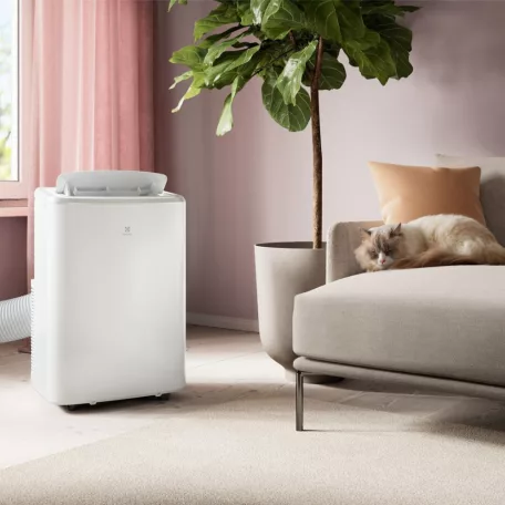 Electrolux EXP26U339CW Comfort 600 Smart mobilklíma, 990W 2.6 KW 9000 BTU mobil klíma, applikációról vezérelhető mobil légkondicionáló