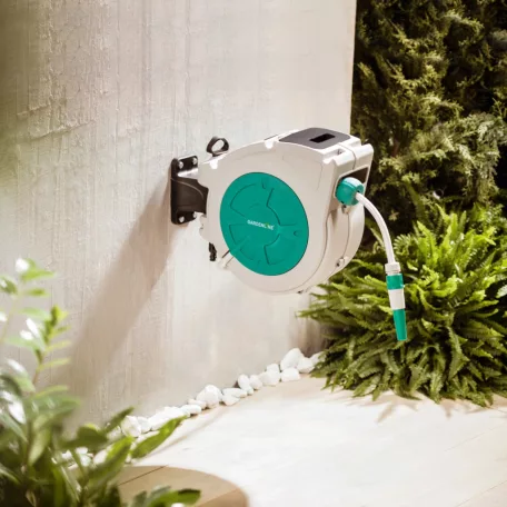 GardenLine GRHS-20B 20 méteres fali automata tömlődob, falra szerelhető tömlőtároló, tömlődoboz 20 m 1/2" locsolótömlővel és szórófejjel 