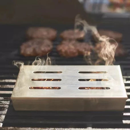 GrillMeister Smoker Box BBQ 21 x 13 x 3.5 cm nemesacél inox füstölődoboz, füstölő box intenzív grillaromához, faszén-, gáz- és pellet tüzelésű grillekhez
