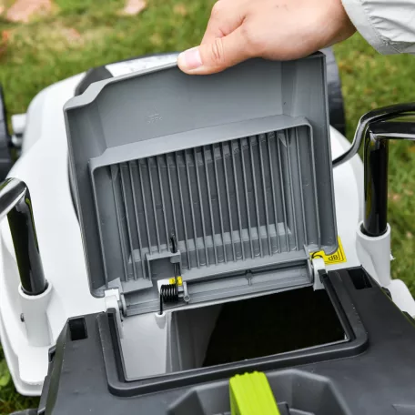 GardenStar 1300W 32 cm elektromos fűnyíró, fűgyűjtős fűnyírógép 3 vágásmagasság fokozattal 25 / 40 / 55 mm, 25L fűgyűjtővel (LM-1300-32)