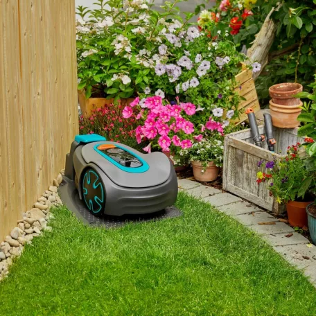 Gardena Sileno Minimo 250 (15201-32) akkumulátoros, 18V 2Ah akkus automata Bluetooth robotfűnyíró, fűnyíró robot 65 perc / 400 m2