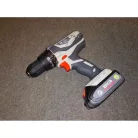 Auchan JD-524220 vezeték nélküli akkus szúrófűrész, dekopírfűrész + JD-631020A ütvefúró, fúró 1 db 20V 2Ah li-ion akkuval, 1 db töltővel