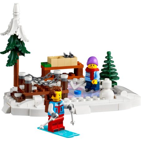 LEGO® ICONS™ 10325 Alpesi házikó, karácsonyi falu, 21 x 24 x 16 cm 3 szintes ház ünnepi díszítésű vendégszobával, izzó kandallóval és korcsolyapályával, motors szánnal és karácsonyfával