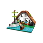 LEGO® Creator 3 az 1-ben Otthonos ház, 3 in 1 Családi ház, tóparti ház, toronyház, 808 elemű építőkocka készlet (LEGO 31139)