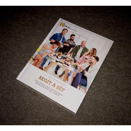 Széll Tamás és sztárvendégei - Segít a séf (LIDL 2018 bontatlan, fóliás szakácskönyv)