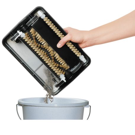 Leifheit 11700 Regulus mechanikus szőnyegseprű, gördíthető, teljesen fém szőnyegtisztító zöld vagy limitált ezüst színben