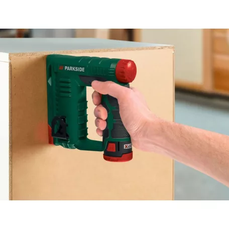 ParkSide PAT 12 B2 SOLO X12 12V akkus elektromos tűzőgép és szögbelövő, akku és töltő nélkül, kofferben