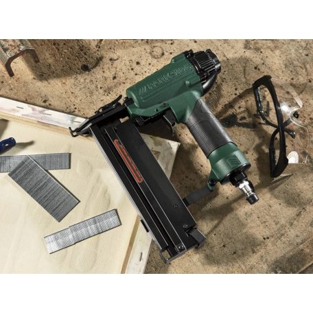 ParkSide PDT 40 F4 / H6 sűrített levegős, pneumatikus tűzőgép és szögbelövő 2000 tartozékkal