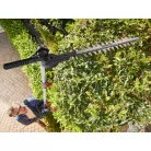 ParkSide PHSL 900 B4 elektromos, vezetékes magassági sövényvágó, teleszkópos 900W 41 cm sövénynyíró