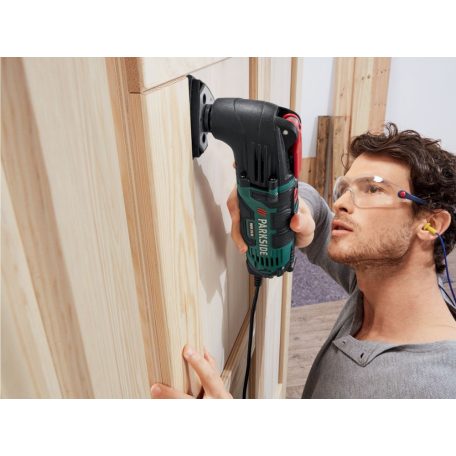 BCS ParkSide PMFW 310 H5 elektromos 310W multifunkciós szerszámgép, 5 az 1-ben multiszerszám kofferben, tartozékokkal (új gép használt tartozékokkal)