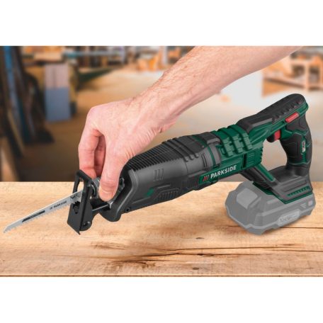 ParkSide PSSA 20-Li B2 20V 4Ah akkus, akkumulátoros kardfűrész, orrfűrész, szablyafűrész, akkuval és töltővel, kofferben