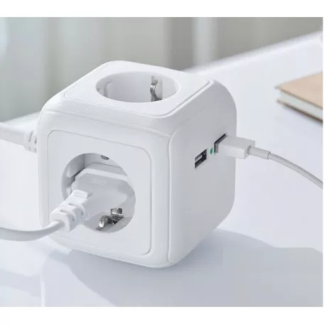 SilverCrest PowerCube 6 Socket Cube multifunkciós elosztó kocka 4 hálózati aljzattal, 2 USB porttal, 1.5 m kábellel