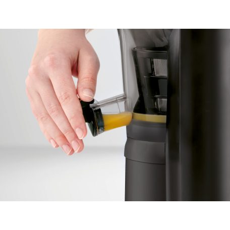 SilverCrest SSJBK 300 B3 Slow Juicer 300W lassú gyümölcsprés, zöldség- és gyümölcs prés 60 f/p, XXL 77 mm betöltő nyílással