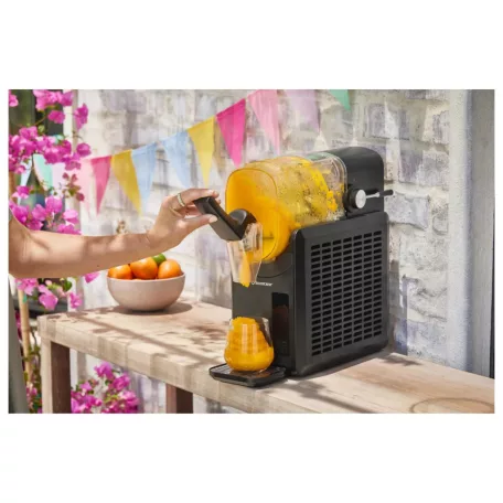 SilverCrest SSM 220 A1 Premium SLUSHi Ice Maker FreezeUp kompresszoros prémium jégkásagép, jégkása, gyümölcslé, milkshaken frappé és koktél készítő gép, jégkásakészítő és adagoló automata, 220W 1.9 liter, 5 program