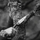 Fiskars SW16 Essential Garden Saw 160 mm összecsukható, behúzható pengés mechanikus kerti fűrész, ágfűrész