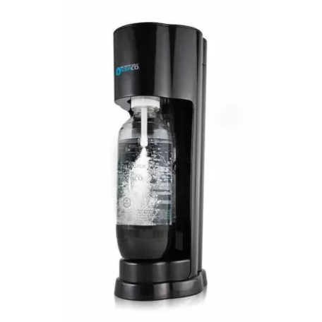 SodaCo R100B Royal Soda Maker MegaPack, fekete műanyag szódagép, házi szódakészítő 1 db 425g narancs ízesítésű CO2 patronnal, 2 x 500 ml ajándék szörppel és 1 db 1L szénsavasító palackkal