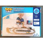 Toy Lino Airport 43 részes repülőtér fa vonat vasút szett, favonat készlet, elemes önjáró mozdonnyal, helikopterrel és utasszállító repülővel