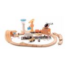 Toy Lino Airport 43 részes repülőtér fa vonat vasút szett, favonat készlet, elemes önjáró mozdonnyal, helikopterrel és utasszállító repülővel