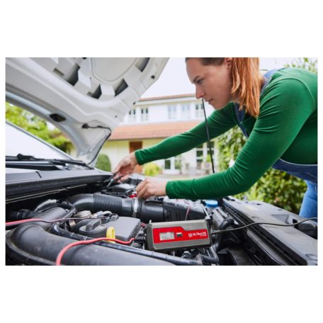 Ultimate Speed ULGD 5 E4 LCD kijelzős, digitális 6V 0.8A / 12V 5A akkutöltő, akkumulátor töltő WET, AGM, GEL és ólom akkukhoz, munkaakkumulátorokhoz